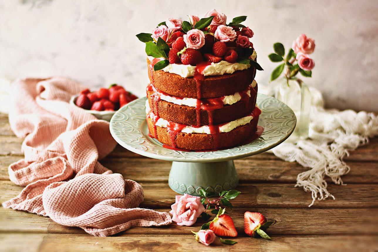 16 receitas de bolo de aniversário simples para comemorar feliz